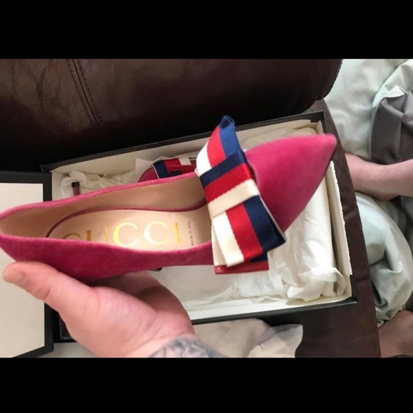 Classic Gucci luxury heels ๐ - Picture 2 of 6